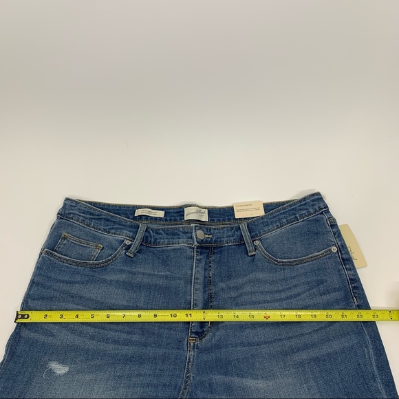 Universal Thread Vintage Stretch Distressed High Rise Slim Straight Crop Jeans - Picture 13 of 16